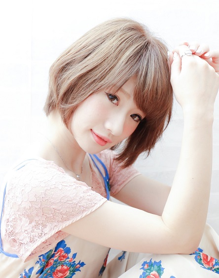 ハイトーン愛されショート-サムネイル